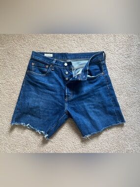 Levi’s 501 93 men’s cut off dark denim shorts